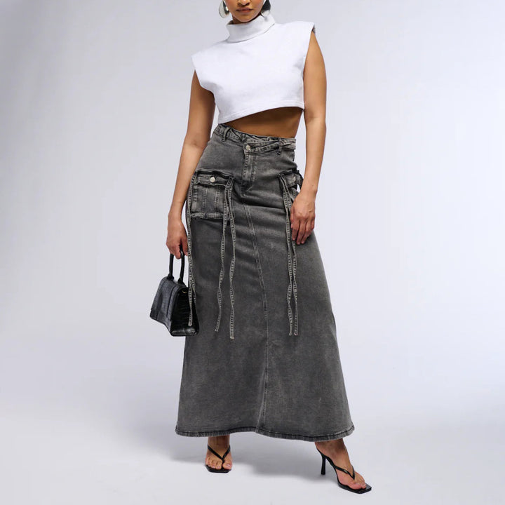 Long denim skirt for women with a high waist and practical pockets Lune London