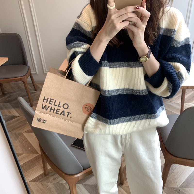Pull en tricot décontracté pour femmes avec des rayures modernes Chic & Stil