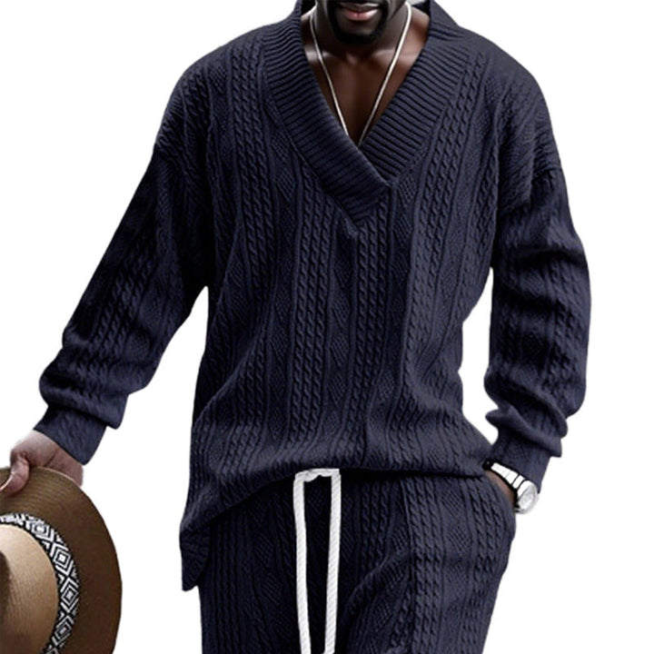 Men's knit pullover with modern v-neck and casual design Lune London