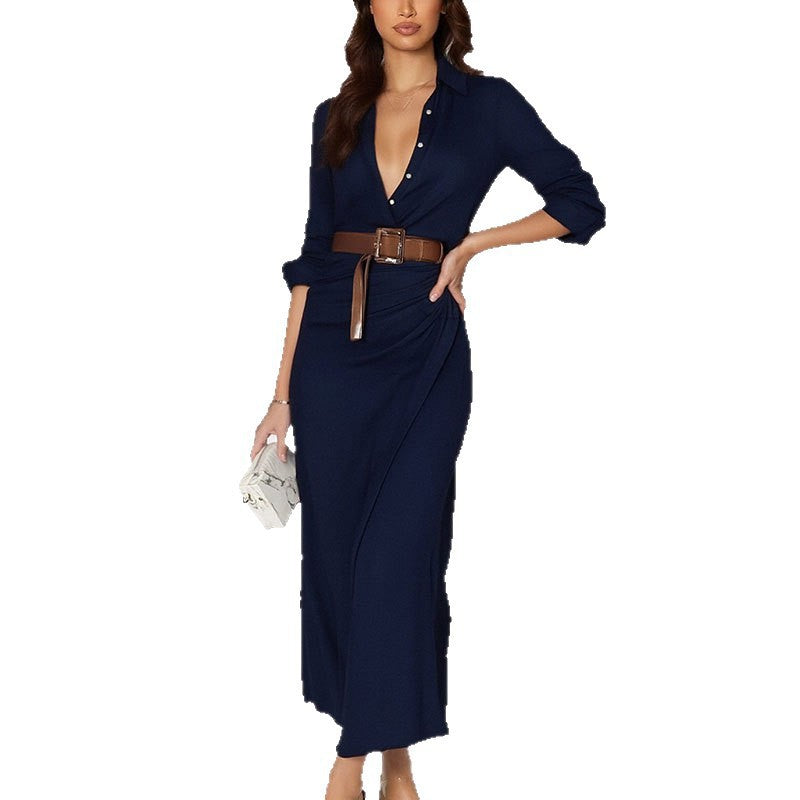 Robe maxi pour femmes avec décolleté en V profond et détails définissant la taille Chic & Stil