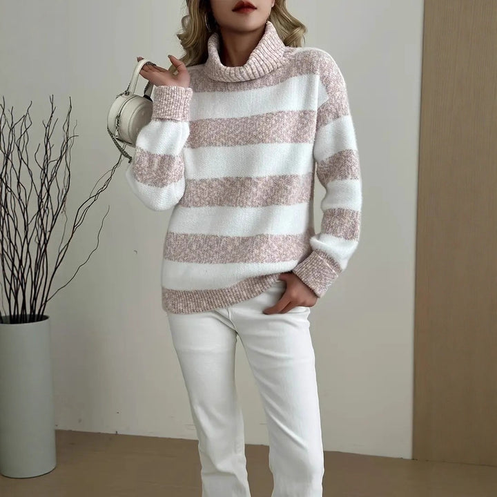 Pull féminin douillet avec col haut et design rayé Chic & Stil