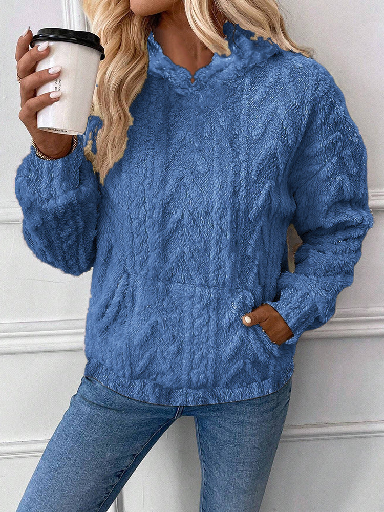 Women's hoodie made from soft material with integrated kangaroo pockets Lune London