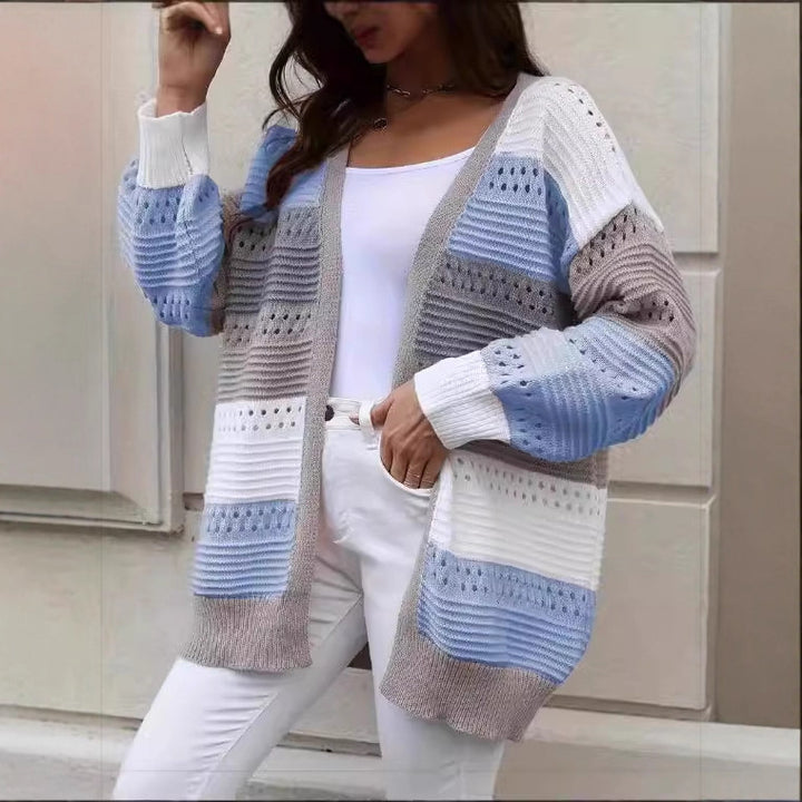 Cardigan en tricot large pour femmes avec un motif en dentelle unique et un design en blocs de couleur Chic & Stil