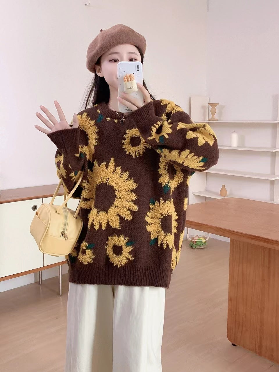 Thick knit pullover for ladies with floral appliqués Lune London