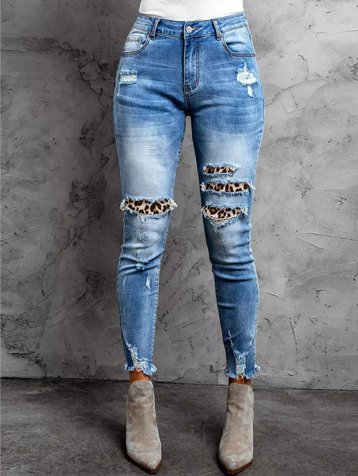 Skinny jeans for women with exciting Destroyed details Lune London