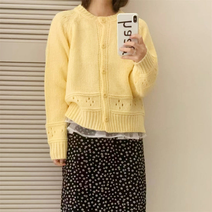 Women cardigan with a fine hole pattern and button closure Lune London