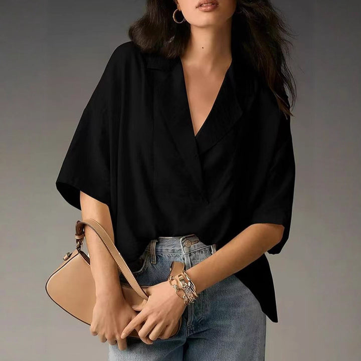 Casual silk blouse for women with an elegant fit Lune London