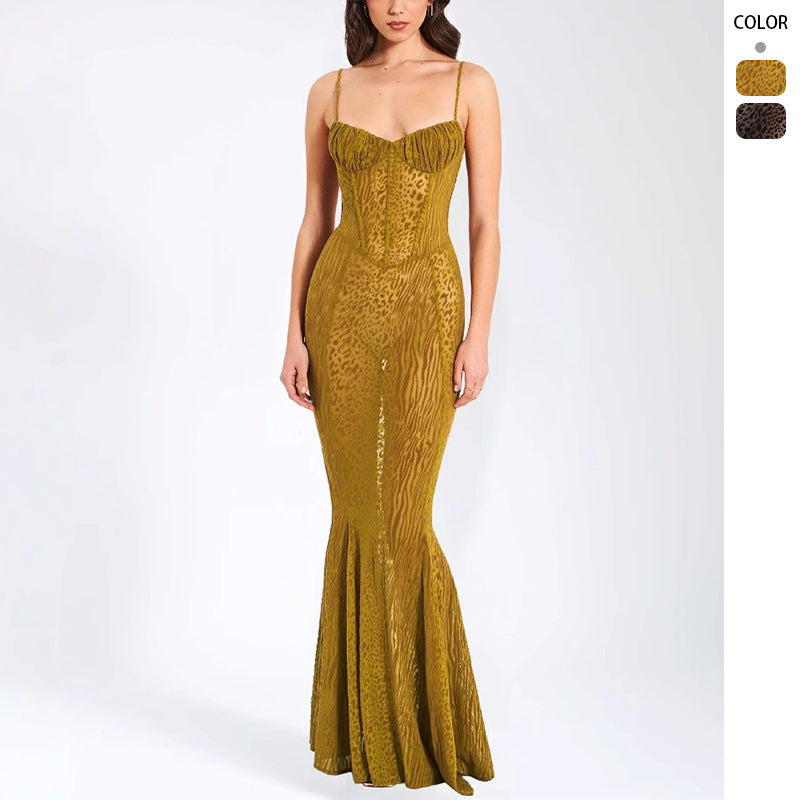 Elegant Mermaid Maxi Dress for Women with Refined Top and Chic Fitted Cut & Style