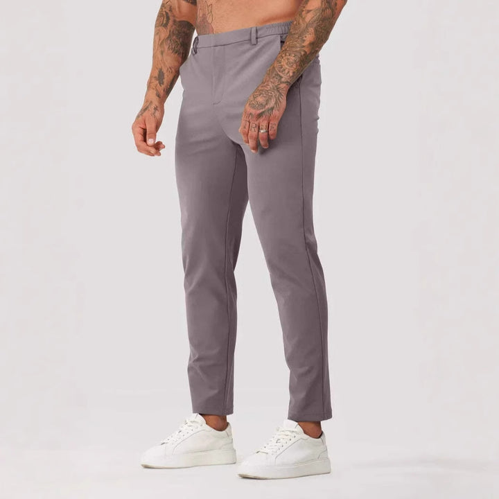 Slim fit chino pants for men with elastic waistband and side pockets Lune London
