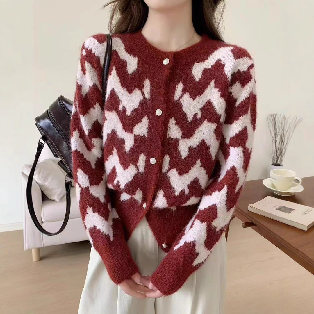 Women's knit jacket with a modern zigzag pattern and decorative buttons Lune London