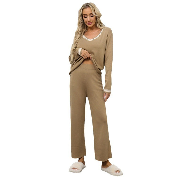 Elegant knitted loungewear set for women with deep V-neck and wide belt Lune London