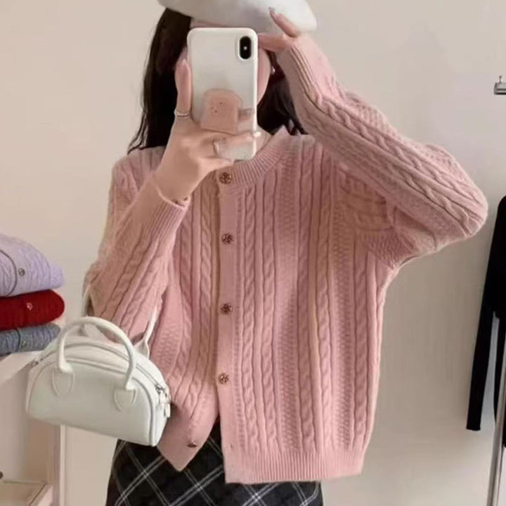 Cardigan élégant pour femmes avec motif en jambes et boutons décoratifs Chic & Stil