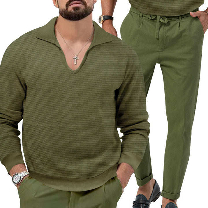 Comfortable pullover for men with V-neck and elegant pants combination Lune London