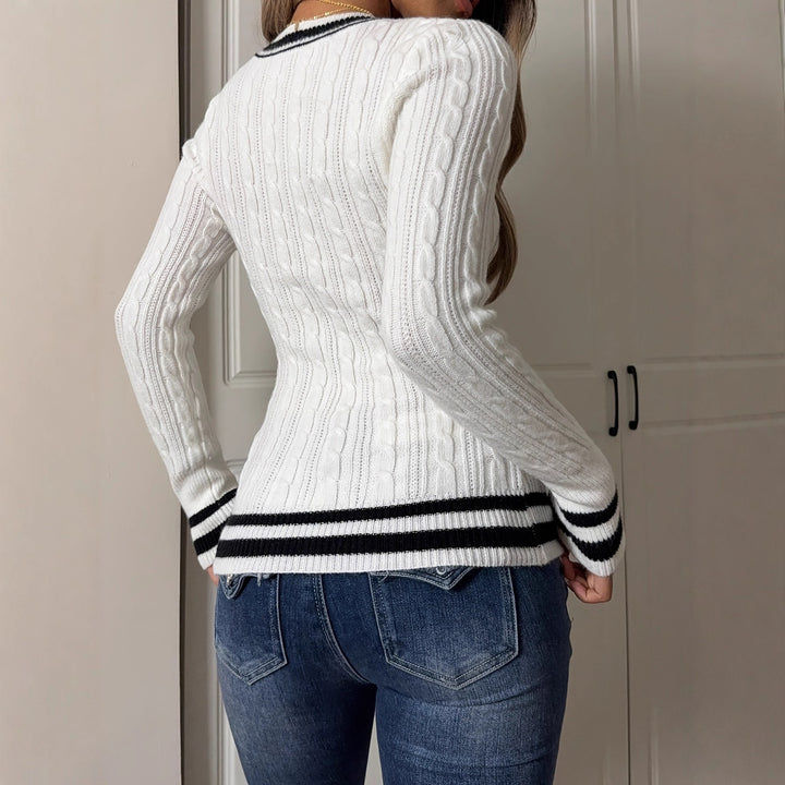 Sweater femme tendance avec décolleté en V et motif en câble Chic & Stil