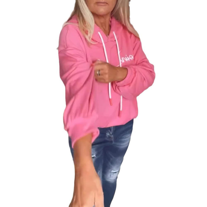 Hoodie décontracté pour femmes avec impression de lettrage moderne et poches pratiques Chic & Stil