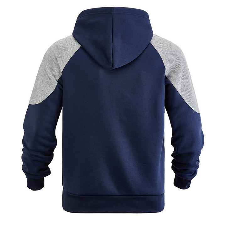 Sporty hoodie sweatshirt for men with structured sleeves and kangaroo pocket Lune London