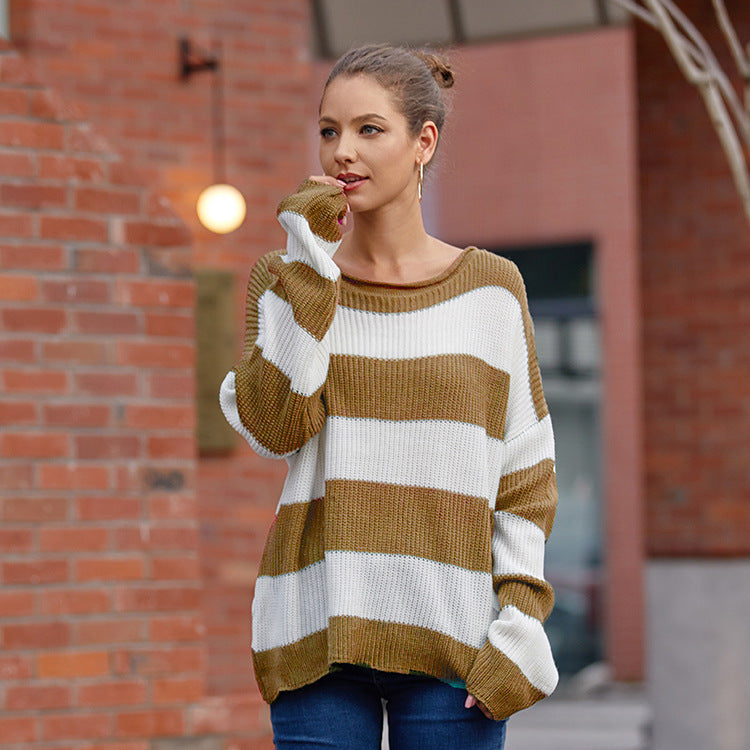 Knitted sweater for women with modern stripes and a relaxed fit Lune London