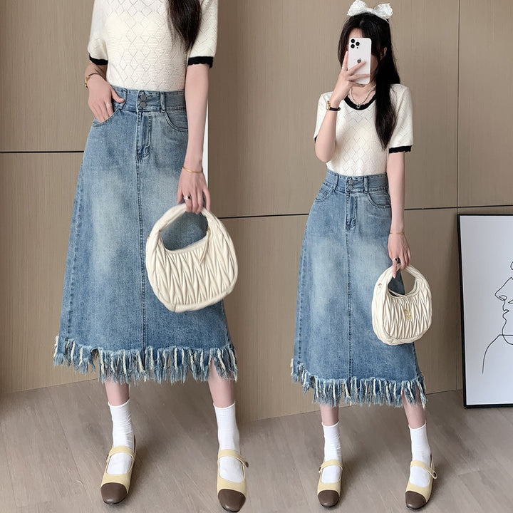 Jupe midi en denim pour femmes avec ourlet frangé Chic & Stil