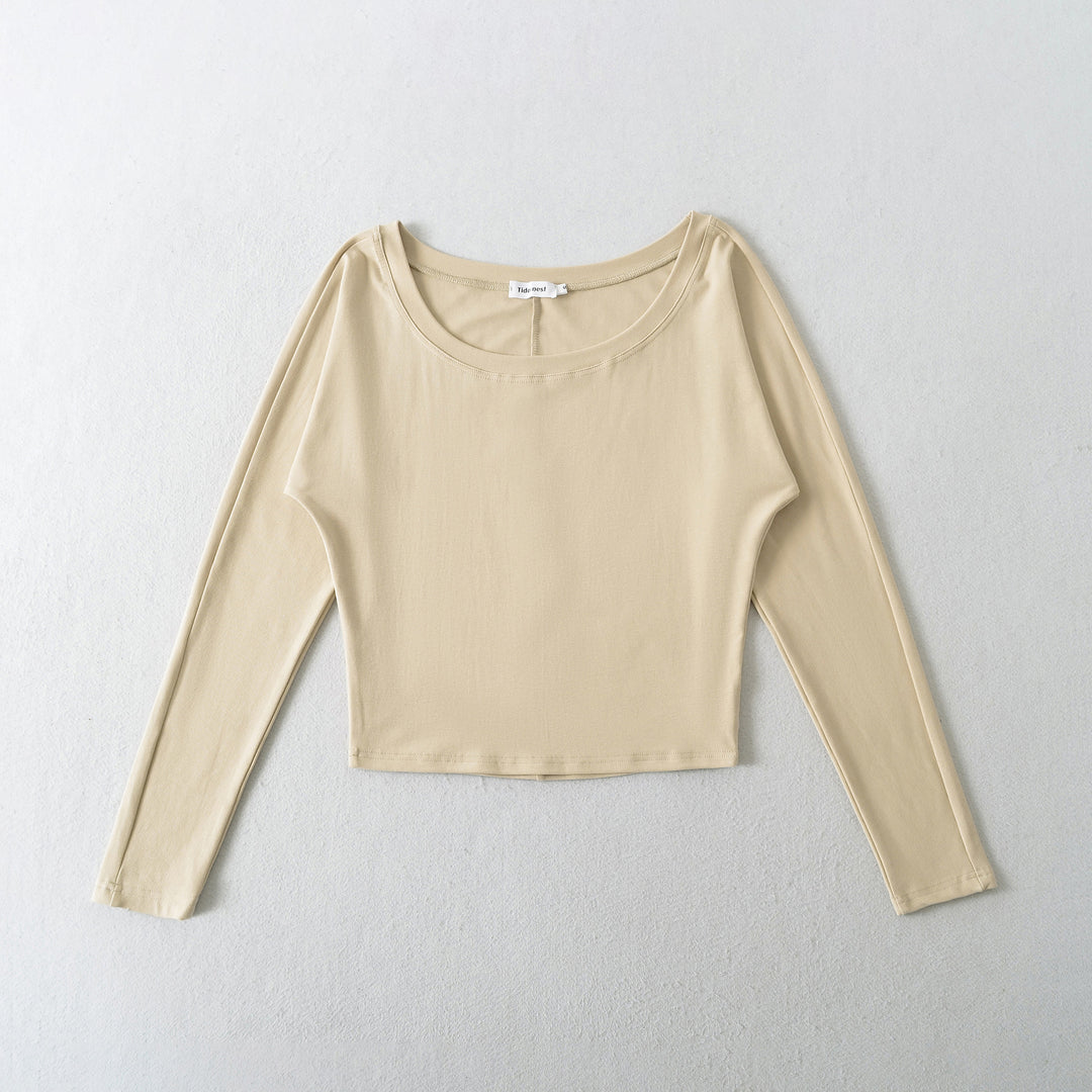 Casual long sleeve t-shirt for ladies with an elegant boat neck and a trendy back detail Lune London