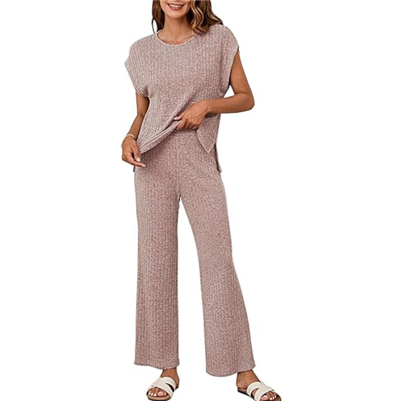 Comfortable knit loungewear set for women with wide sleeves and a relaxed fit Lune London