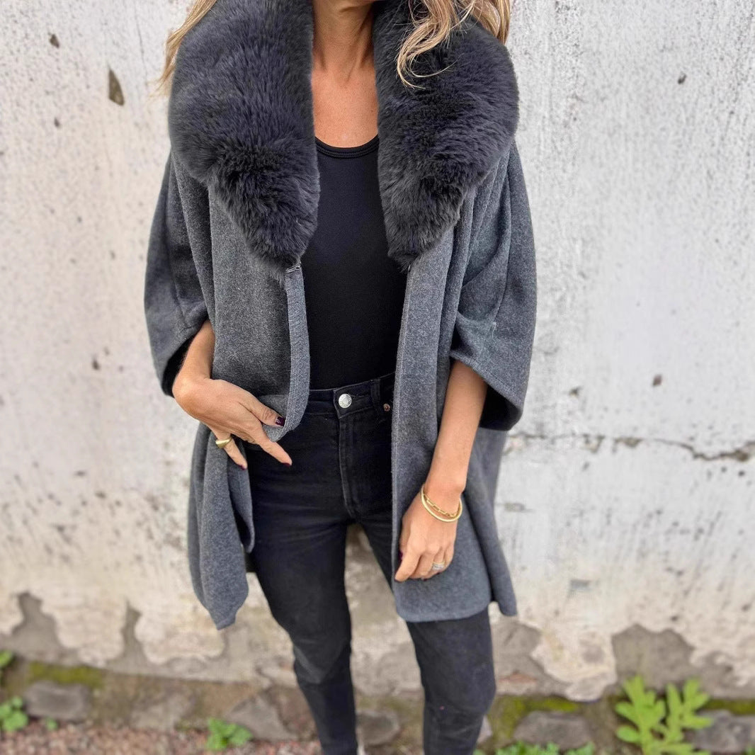 Ladies Elegant Wool Jacket with Luxurious Chic Faux Fur Collar