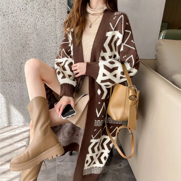 Cardigan pour femmes au style ethnique tendance avec coupe ample Chic & Stil
