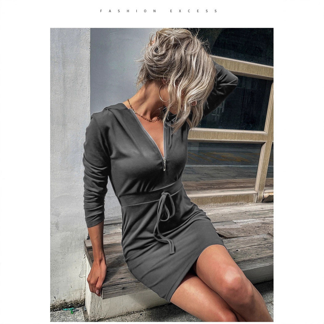 Robe sportive pour femmes avec zip et ceinture ajustable Chic & Stil