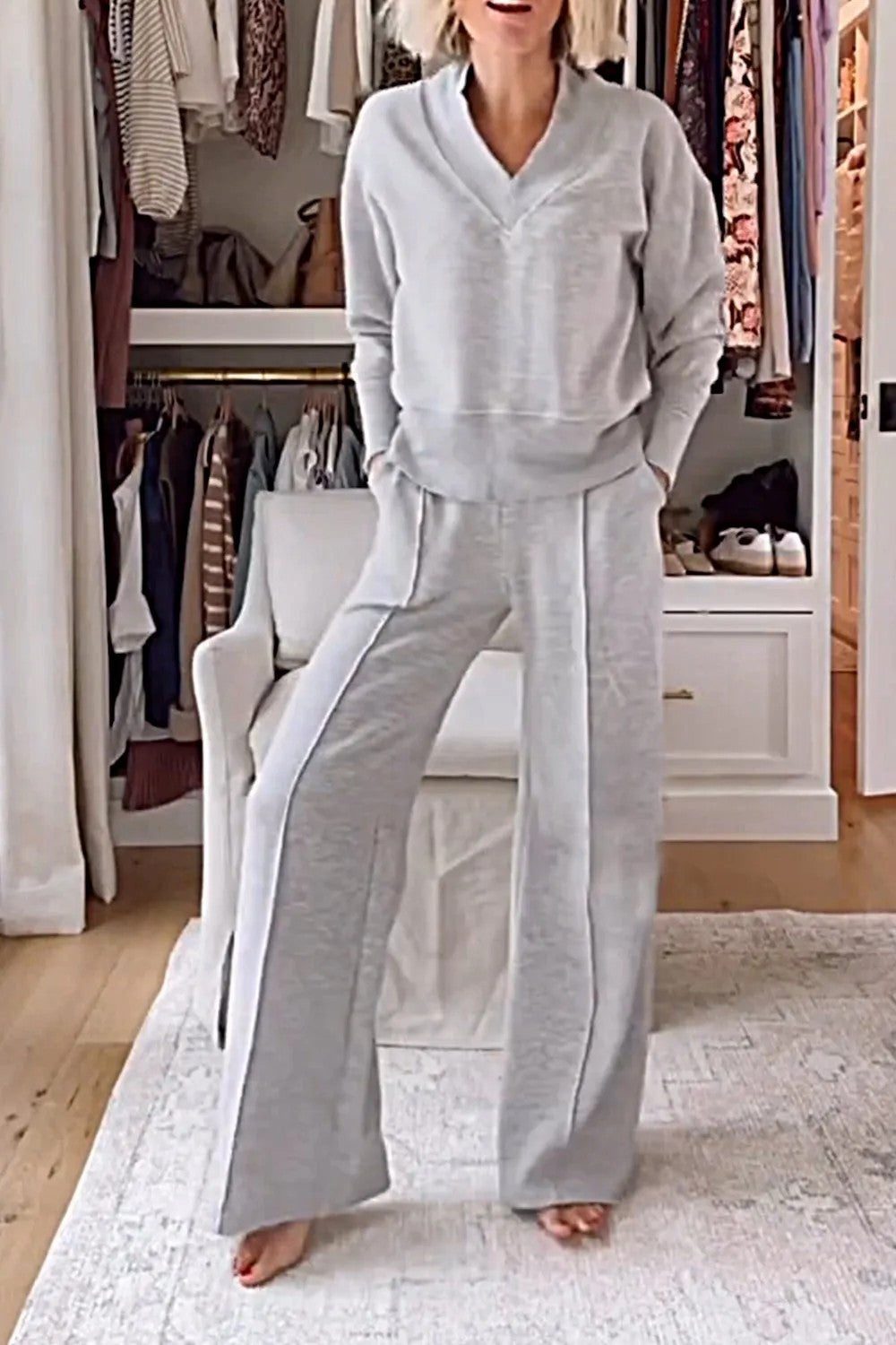 Ensemble de vêtements de loisirs confortables pour femmes avec col en V et coupe ample Chic & Stil
