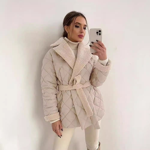 Quilted winter jacket for women with soft collar and belt Lune London