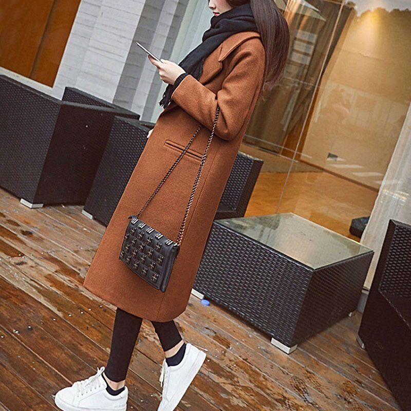 Women Long Elegant Coat with Classic Lapel and Pockets Lune London