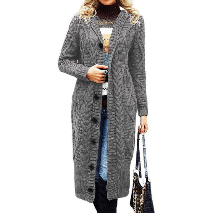Cardigan en maille grande taille pour femmes avec motif de câbles élaboré et poches pratiques Chic & Stil