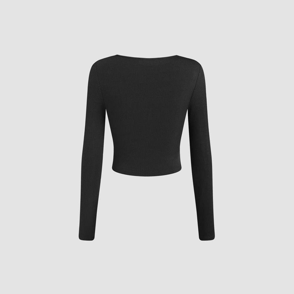 Cropped long sleeve blouse for women with a sophisticated draped design and trendy round neck Chic & Stil