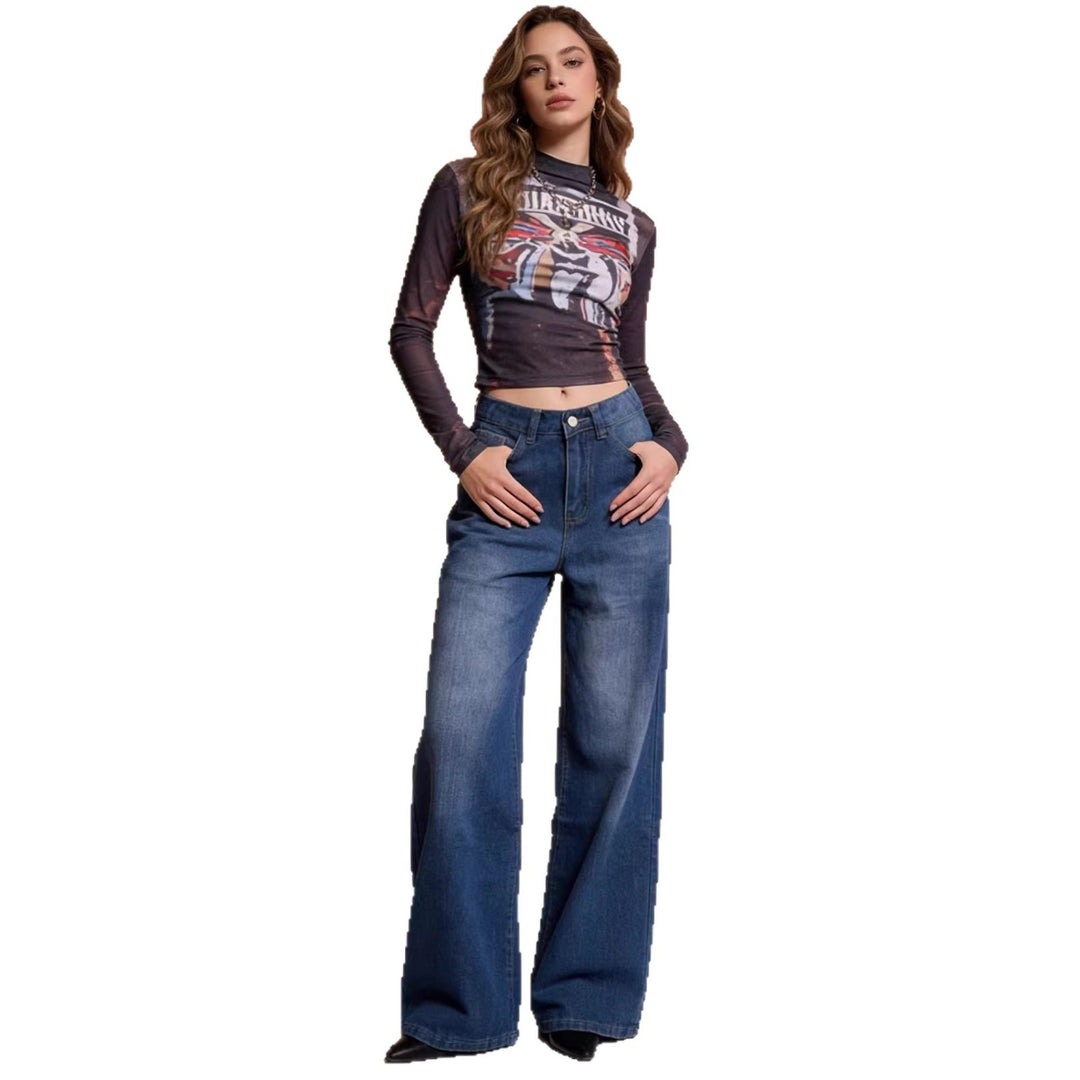 Women Loose Fit High-Waist Jeans with Refined Waist Design Lune London