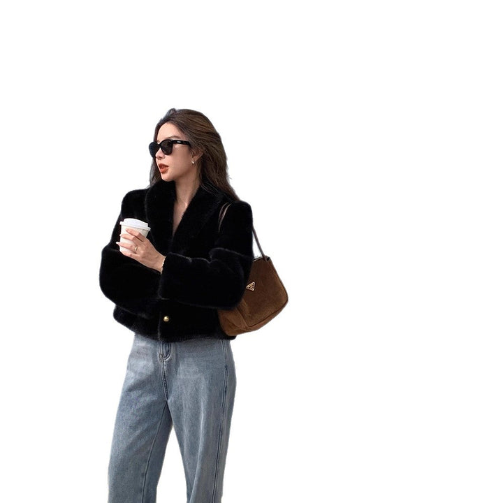 Chic and Stylish Women's Soft Faux Fur Jacket