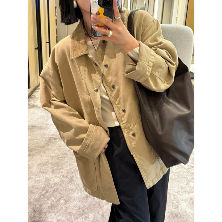 Casual transitional jacket for women with quality velvet collar and practical pockets Lune London