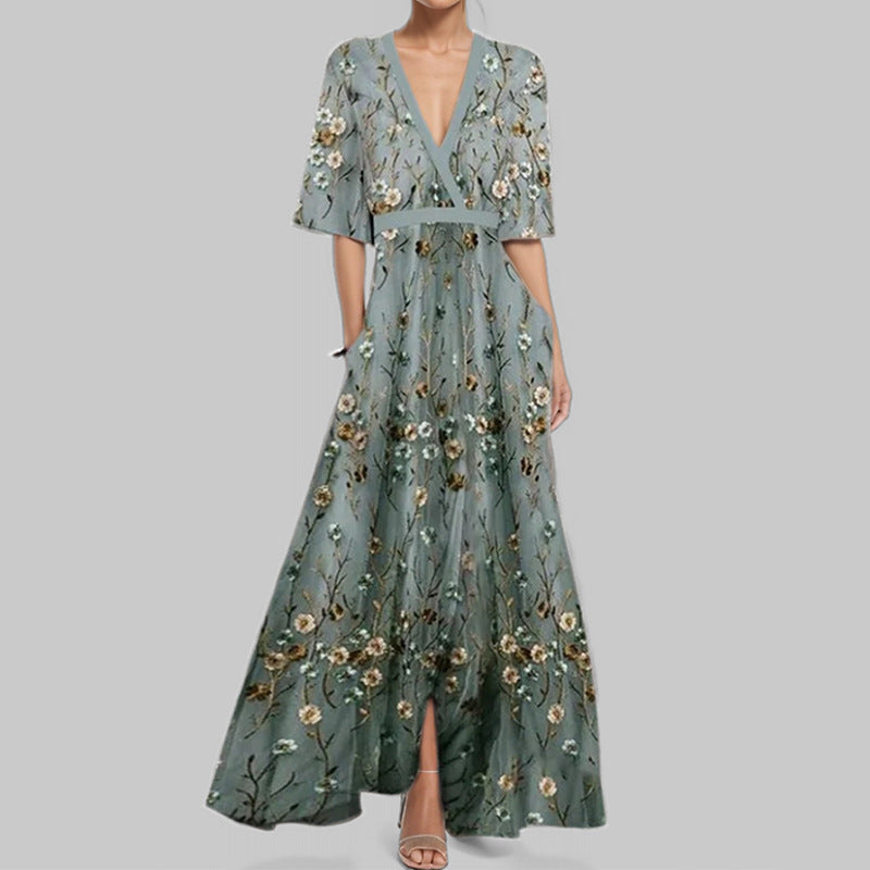 Chic und Stil | Elegant V-Neck Printed Waist Dress with Peplum