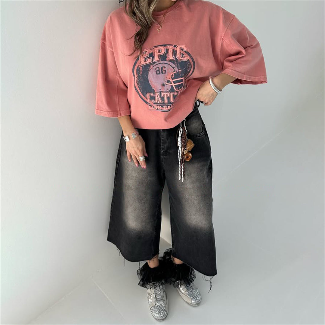 Oversized t-shirt for women with graphic print Lune London