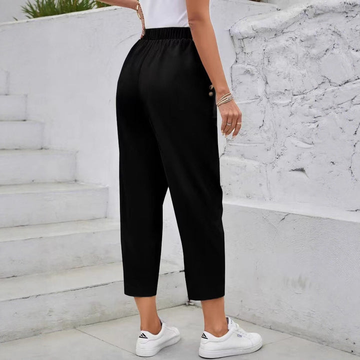 Elegant casual pants for women with elastic waist and practical pockets Lune London