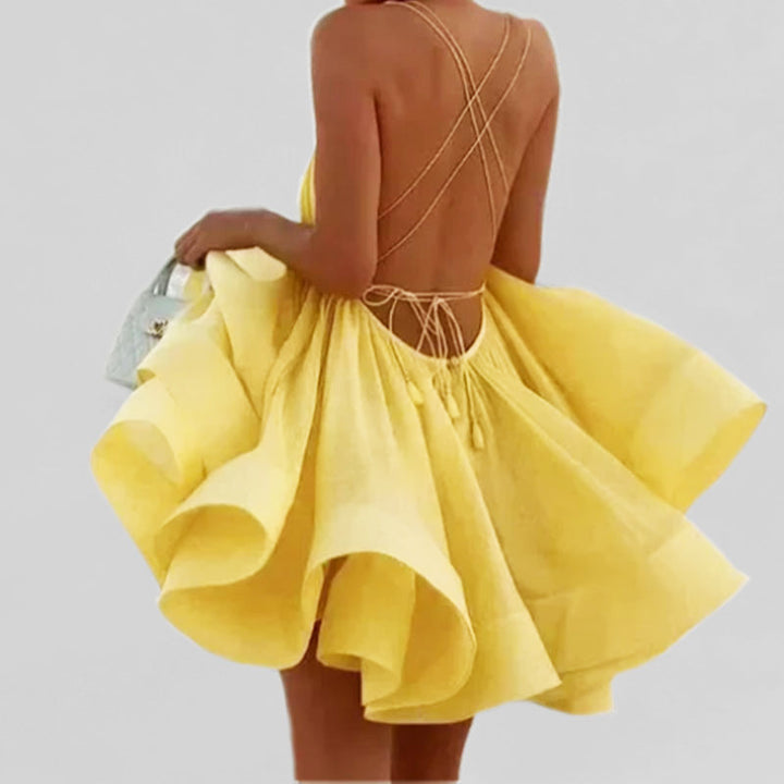 Robe décontractée d'été pour femmes avec décolleté en V profond et jupe évasée Chic & Stil