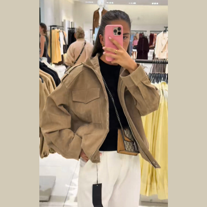 Casual suede jacket for women with practical pockets and modern fit Lune London