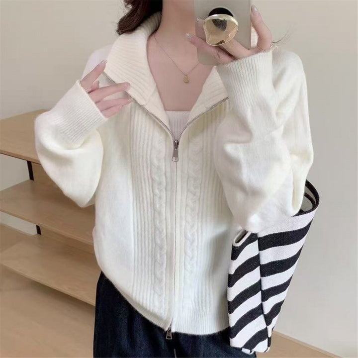 Cardigan féminin avec col zippé et matériau de haute qualité Chic & Stil