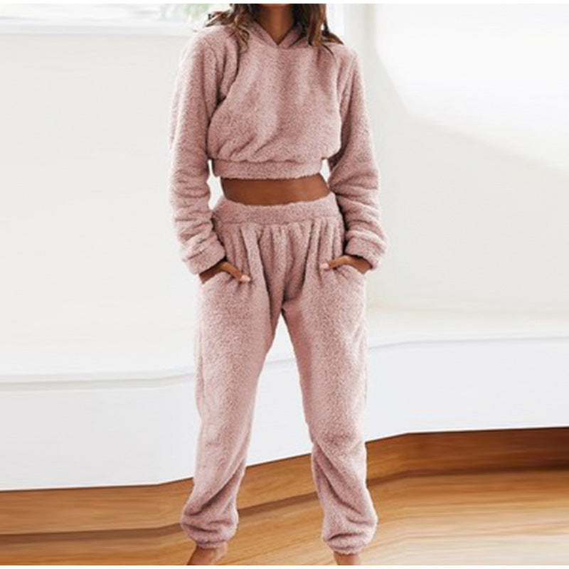 Cozy women's lounge set in soft fleece Lune London