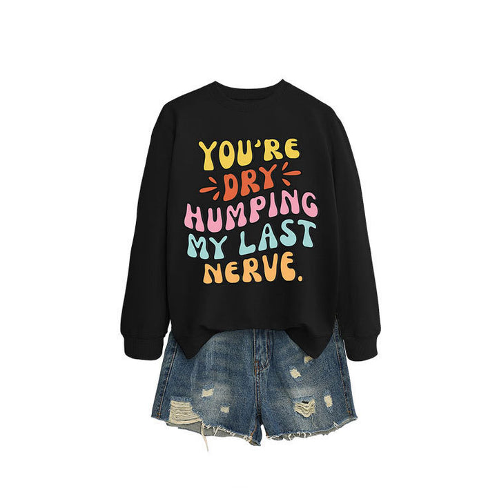 Sweat-shirt femme avec slogan de bande dessinée joyeux et coupe décontractée Chic & Stil