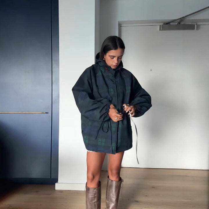 Veste décontractée pour femme avec un motif à carreaux tendance et ceinture ajustable Chic & Stil