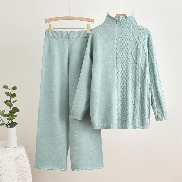Comfortable knit loungewear set for women with high collar Lune London