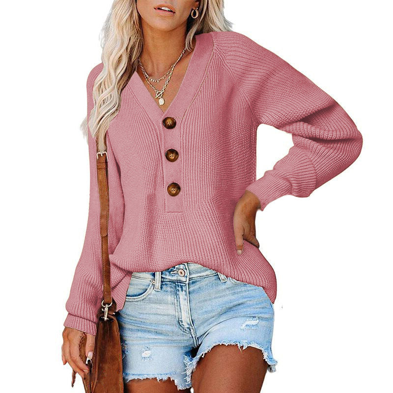 Women's cashmere sweater with V-neck and large wooden buttons Lune London