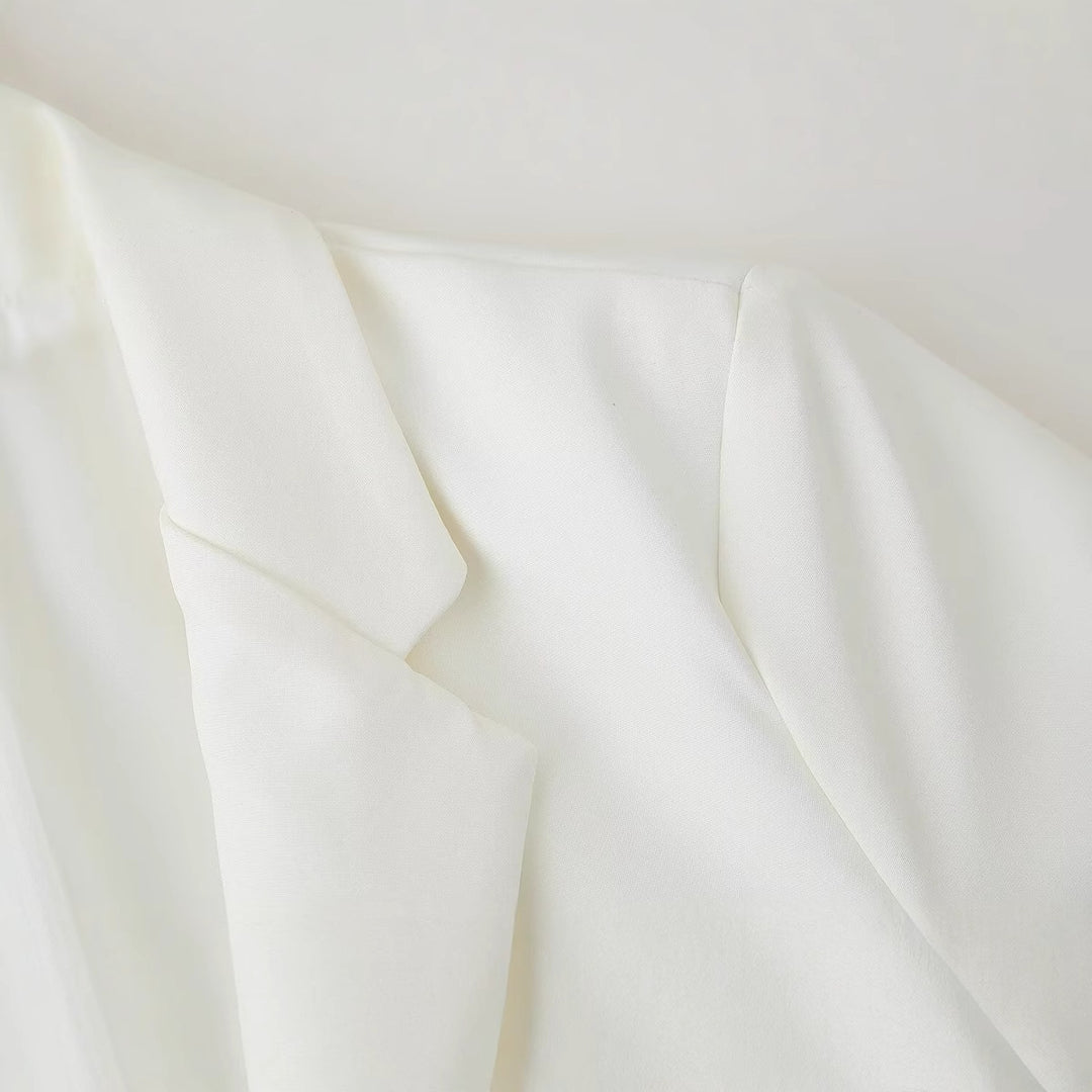 Veste blazer pour femme avec une coupe élégante et des poches pratiques Chic & Stil