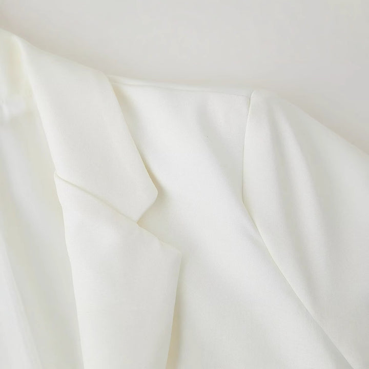 Veste blazer pour femme avec une coupe élégante et des poches pratiques Chic & Stil