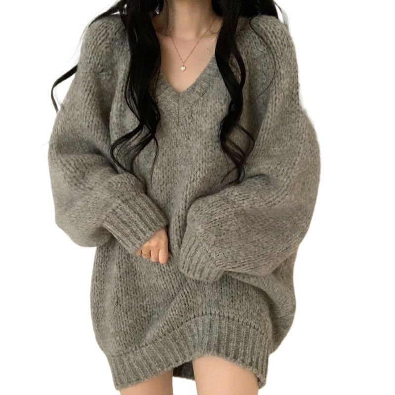 Oversized casual pullover for women with deep V-neck and soft knit fabric Lune London