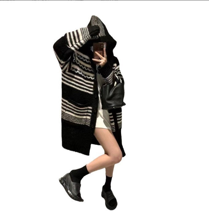 Women's knit coat with hood and trendy striped pattern Lune London